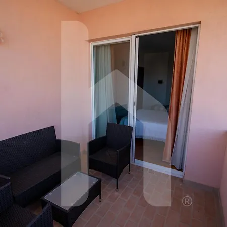 Homiday - Villino Dei Poeti Pineto