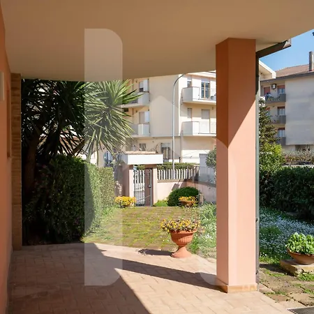 Homiday - Villino Dei Poeti Pineto