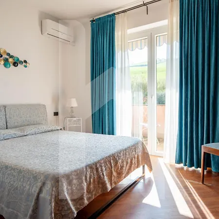 Homiday - Villino Dei Poeti Pineto