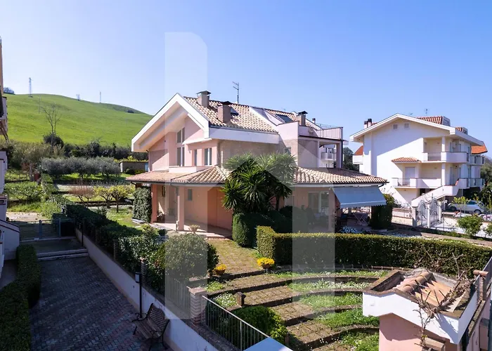 Homiday - Villino Dei Poeti Apartamento Pineto