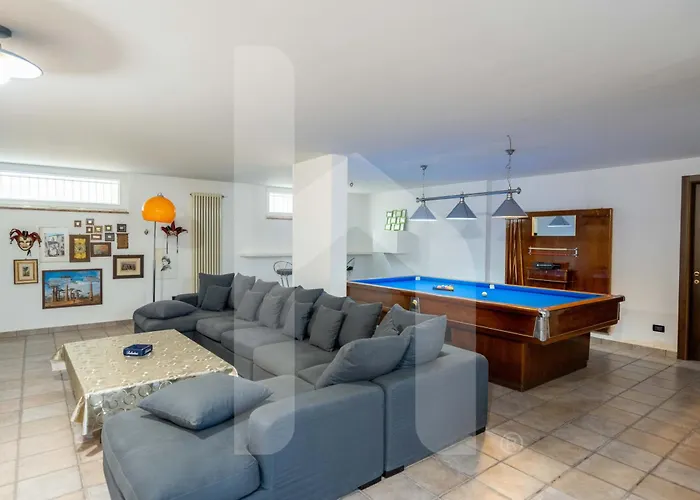 Homiday - Villino Dei Poeti Apartamento Pineto