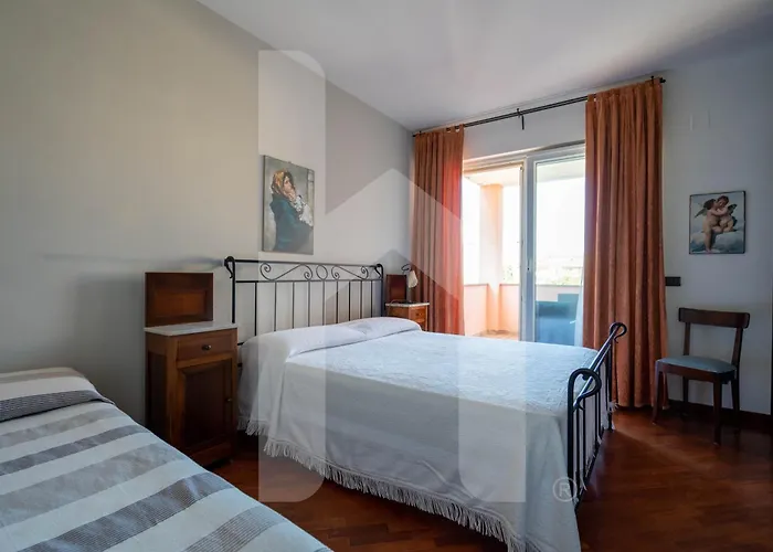 Homiday - Villino Dei Poeti * Pineto