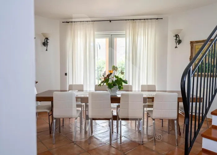 Apartamento Homiday - Villino Dei Poeti